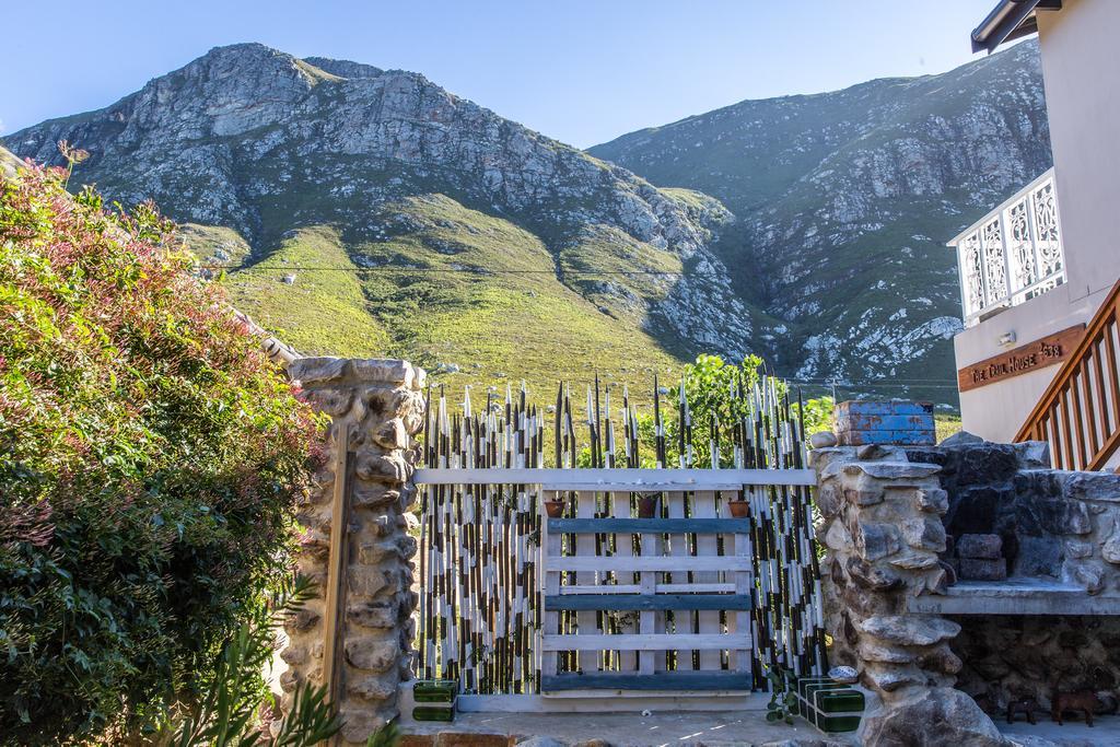Hotel The Trailhouse Bettyʼs Bay Exteriér fotografie